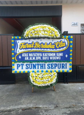 Papan Bunga Duka di Bintang Ara